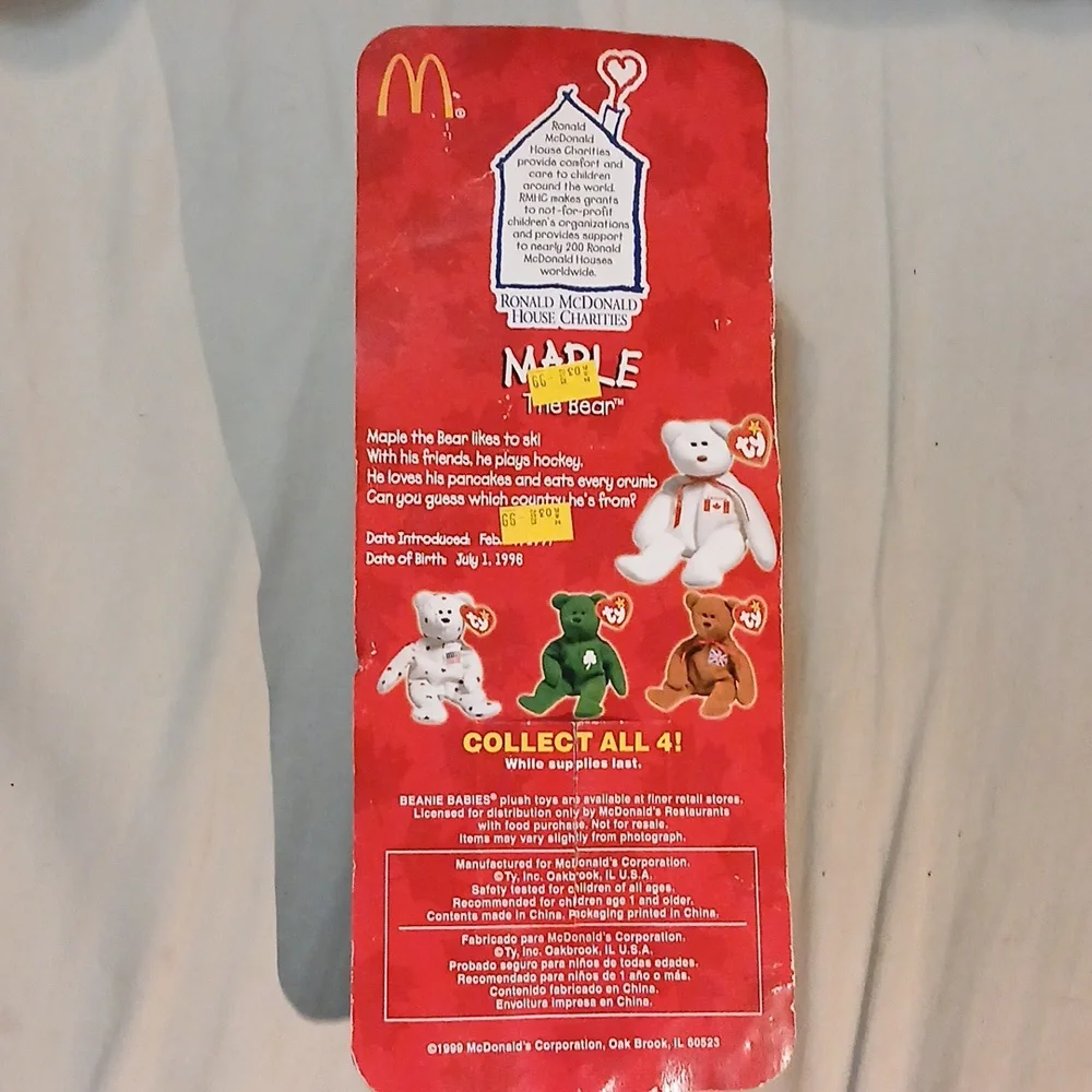 Beanie BABY, Ty Maple‎ the Bear - White Plush Toy. STILL IN PACKAGE